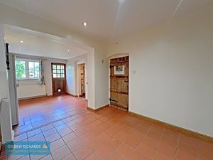 Kitchen/Breakfast Room- click for photo gallery